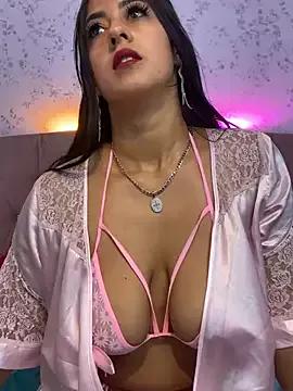 Try our girls live displays and explore the company of endless strippers, with beautiful physiques, vibrating toys and more.