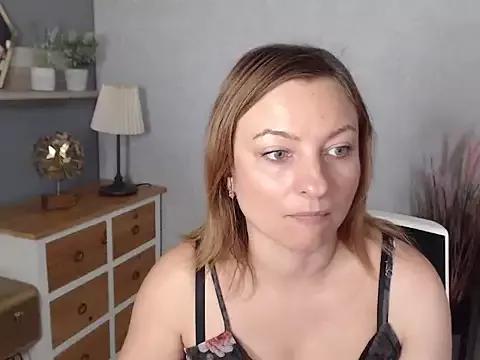 angelaSamt from StripChat is Freechat