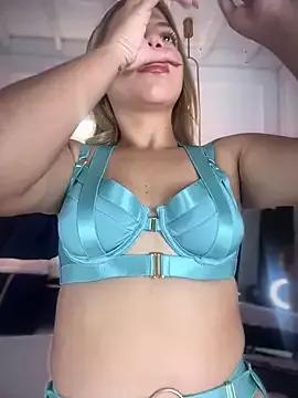 Try our girls live displays and explore the company of endless strippers, with beautiful physiques, vibrating toys and more.