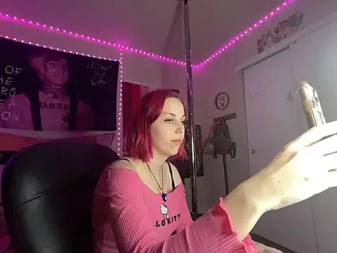 Try our girls live displays and explore the company of endless strippers, with beautiful physiques, vibrating toys and more.