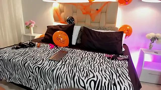 Angelina_Roa from StripChat is Freechat