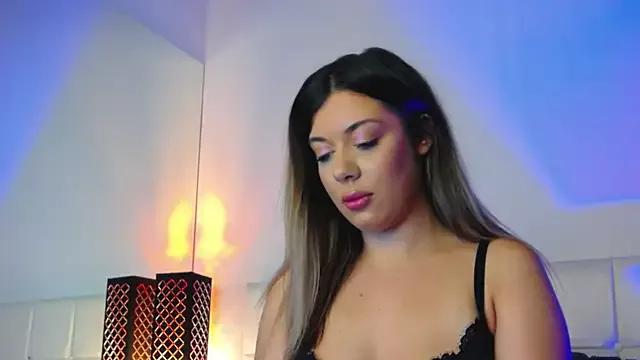 AngelinaGrey from StripChat is Freechat