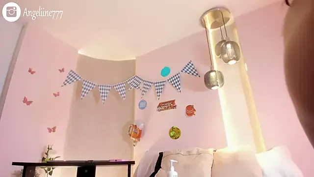 Avatar of angeline-777