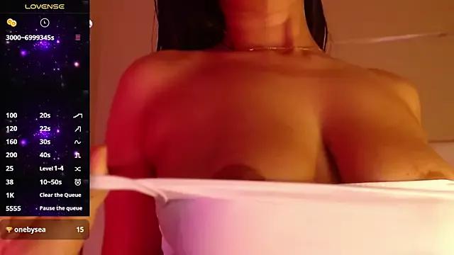 Angelllica_ from StripChat is Freechat