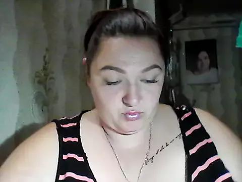 AngelQSky from StripChat is Freechat