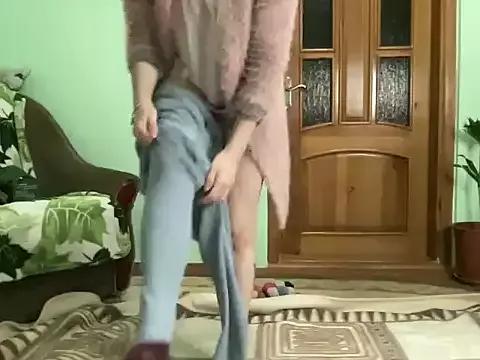 Try our girls live displays and explore the company of endless strippers, with beautiful physiques, vibrating toys and more.