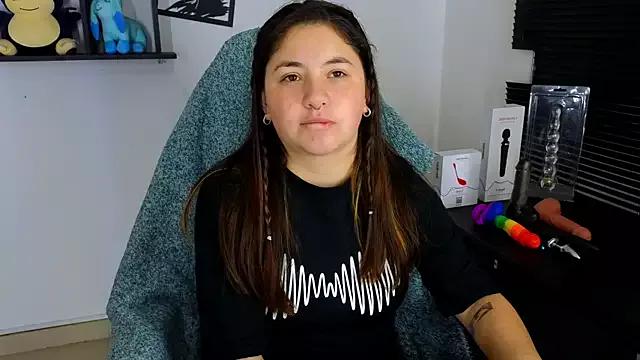 ann_bronw from StripChat