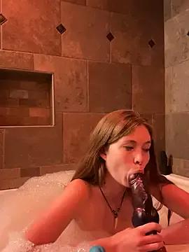 Photos of AnnaGingerDD from StripChat is Freechat
