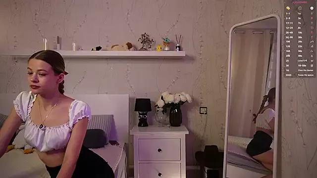 AnneVerity from StripChat is Freechat