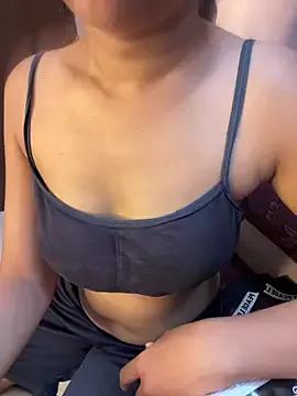 annie-Minj from StripChat is Freechat