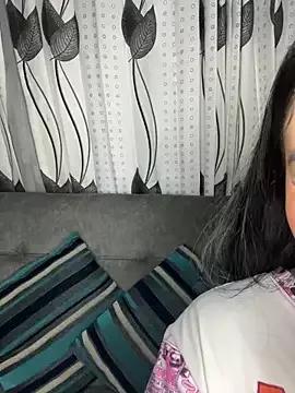 Annie9_ from StripChat is Freechat