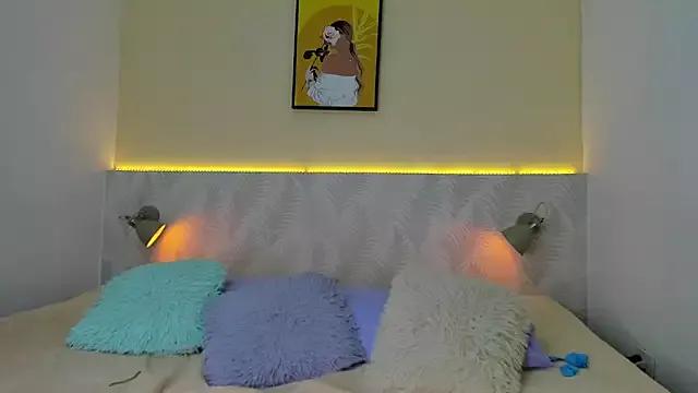 Annie_Evenss from StripChat is Freechat