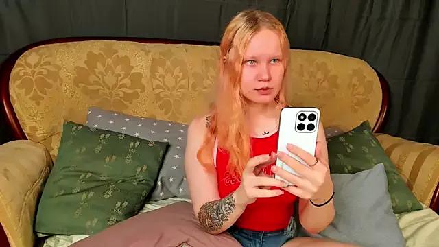 Try our girls live displays and explore the company of endless strippers, with beautiful physiques, vibrating toys and more.