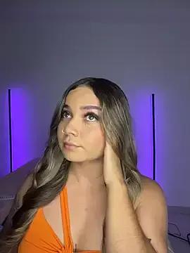 Try our girls live displays and explore the company of endless strippers, with beautiful physiques, vibrating toys and more.