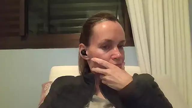 Annylove1 from StripChat