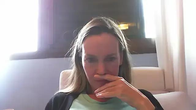 Annylove1 from StripChat