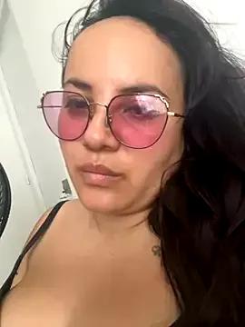 antoniamiller69 from StripChat is Freechat