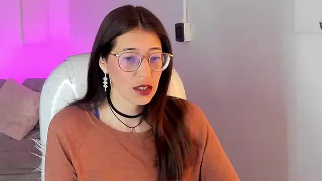 Antonnella_3 from StripChat is Freechat