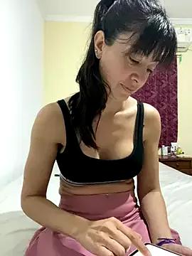 aphrodite_sexy from StripChat is Freechat