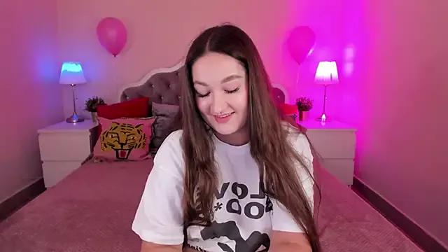 Aria_Blisss from StripChat is Freechat
