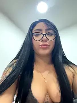 Try our girls live displays and explore the company of endless strippers, with beautiful physiques, vibrating toys and more.