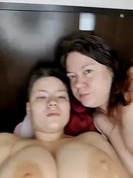 AriaCuteOh from StripChat is Freechat