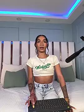 AriaHart_Oficial from StripChat is Freechat