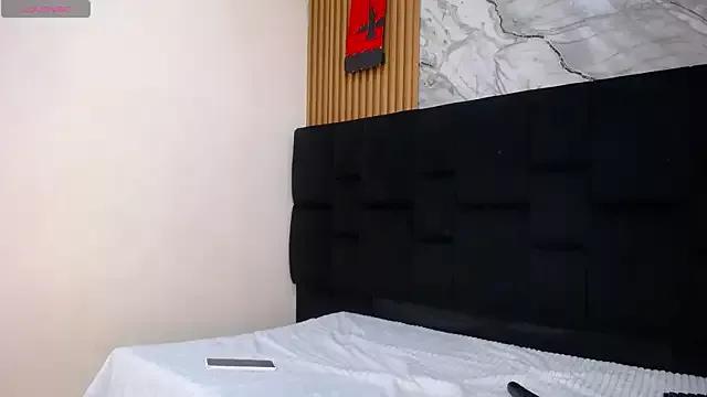 Ariana_Hill_ from StripChat is Freechat