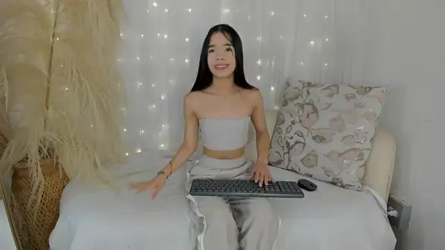 Try our girls live displays and explore the company of endless strippers, with beautiful physiques, vibrating toys and more.