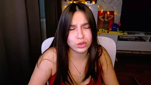 Arianna_Grend from StripChat is Freechat