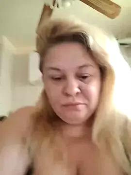 Try our girls live displays and explore the company of endless strippers, with beautiful physiques, vibrating toys and more.