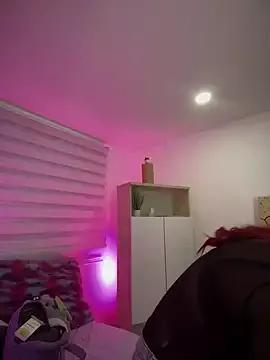 Arie_stone_ webcams show profile image 