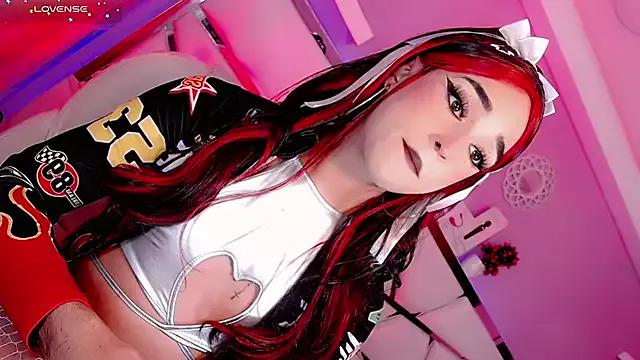 Try our girls live displays and explore the company of endless strippers, with beautiful physiques, vibrating toys and more.