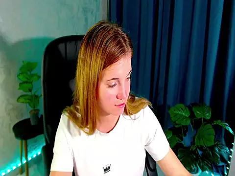 arlana_klart from StripChat is Freechat