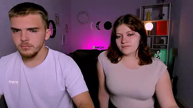 Try our girls live displays and explore the company of endless strippers, with beautiful physiques, vibrating toys and more.