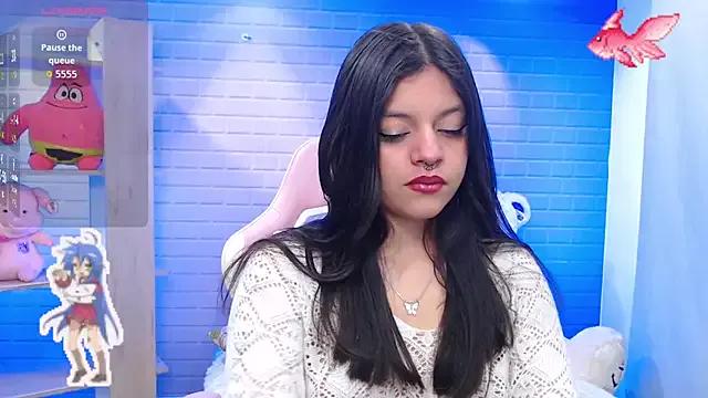 Try our girls live displays and explore the company of endless strippers, with beautiful physiques, vibrating toys and more.