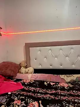 Ashly_cutee from StripChat is Freechat