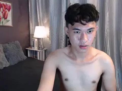 asiancuckyguy69 from StripChat is Freechat