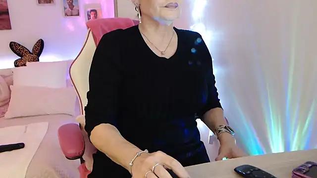 aubade246 from StripChat
