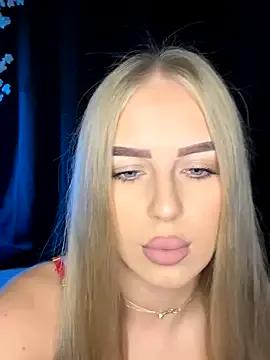Photos of AubrieleRouj1 from StripChat is Freechat