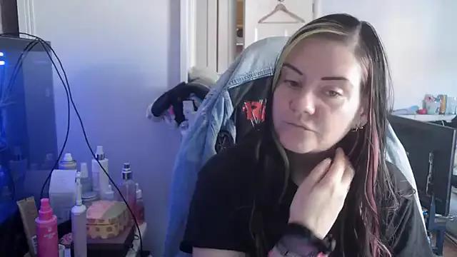 AureliaXOX from StripChat is Freechat