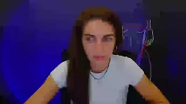 Aurora_Loveu from StripChat is Freechat