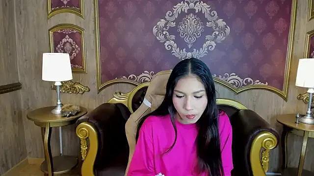 AuroraAddict — Striptease