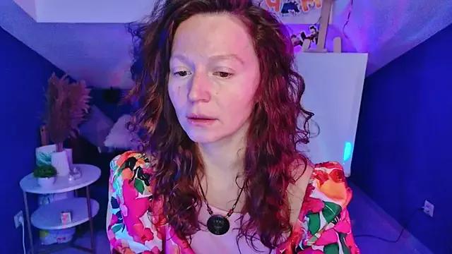 Try our girls live displays and explore the company of endless strippers, with beautiful physiques, vibrating toys and more.