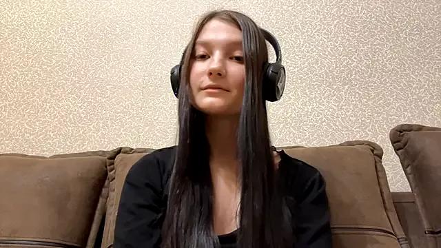 auroracus from StripChat is Freechat