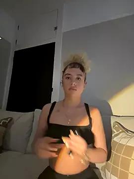 Aurorajadex from StripChat is Freechat