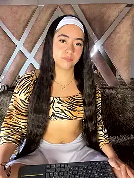 Avatar of AuroraJohns_Pink