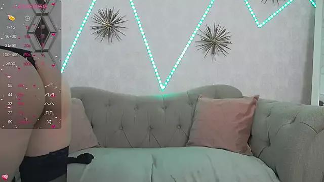 AvaBlue_ from StripChat