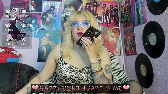 Avril_Maria from StripChat is Freechat