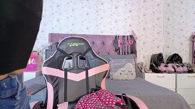 Avatar of AvrillThomas